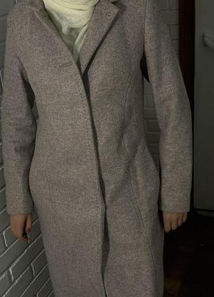 Пальто жіноче