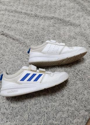 Дитячі шкіряні кросівки adidas шкіра на липучках 35 розмір 22 см2 фото