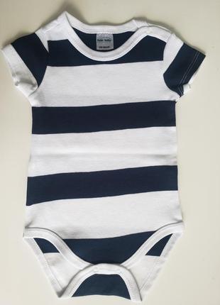 Боди футболка на короткий рукав.размер 6-9 мес.
