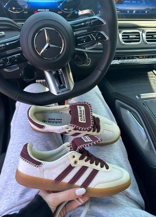 Кроссовки в стиле adidas samba