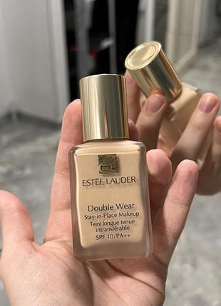 Тональний крем estée lauder