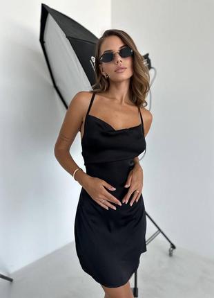Чорна шовкова міні-сукня1 фото