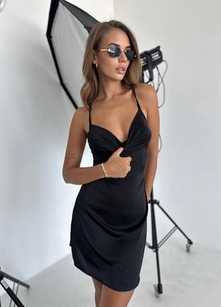 Чорна шовкова міні-сукня3 фото