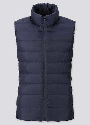Пухова жилетка uniqlo