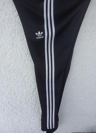 Штани спортивні adidas s size адідас чоловічі з полосами
