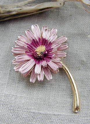 Элегантная крупная брошь цветок гербера с эмалью брошка с цветком. цвет розовый золото
