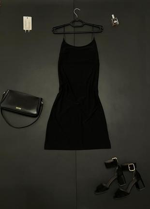 Чорна кежуал сукня на тонких бретельках,елегантна сукня,вечірня,коктейльна,повсякденна