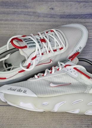 Кроссовки nike react