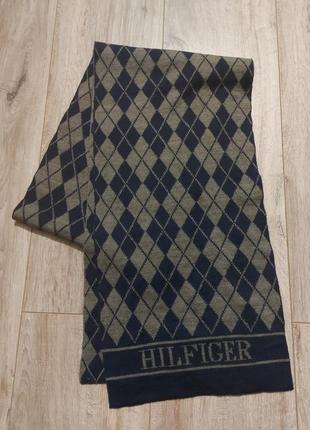 Шарф tommy hilfiger.