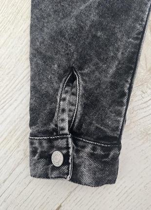 Джинсова куртка чорно-сіра3 фото
