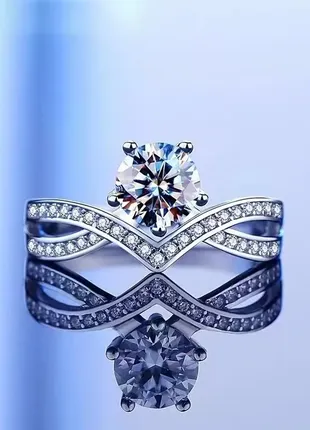 Серебряное кольцо  с бриллиантом муассанитом 1 ct. муассанит