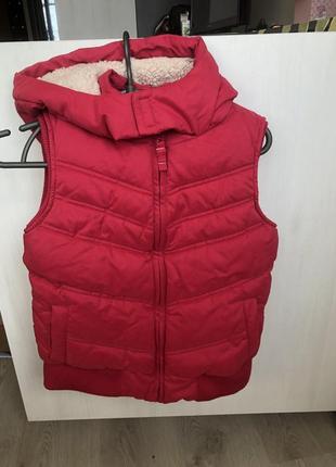 Безрукавка жилетка