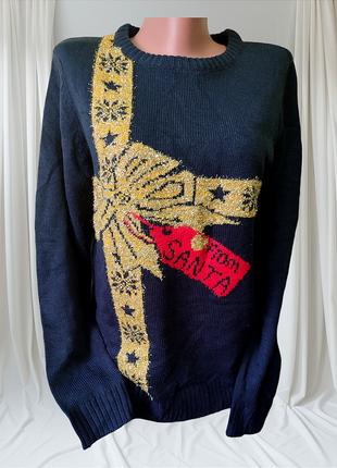 Теплый свитер в отличном состоянии