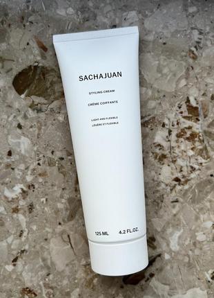 Крем для укладки с эффектом шелка и термозащиты волос sachajuan styling cream 125 olaplex