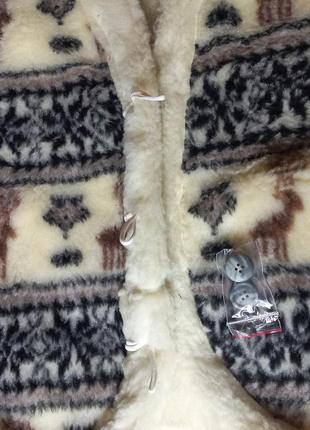 Житяча жилетка з овчини, вишиванка розмір xs, на 10,11,12 років3 фото