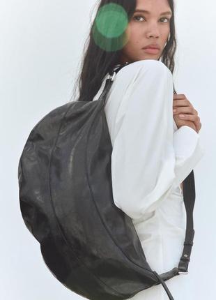 Овальная черная сумочка на плечо zara new