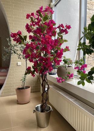 Розовая бугенвиллия цветущее дерево искусственное комнатное растение в черном горшке,...