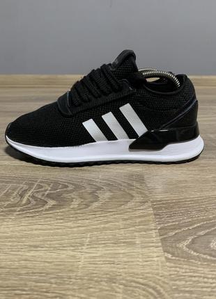 Кросівки adidas1 фото