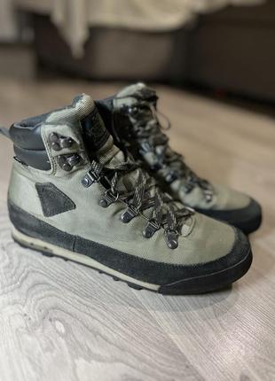 Черевики the north face