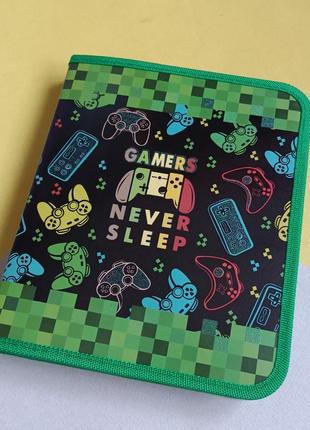 Папка для зошитів на замочку