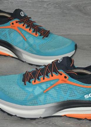 Продам кросівки фирма scarpa golden gate atr .