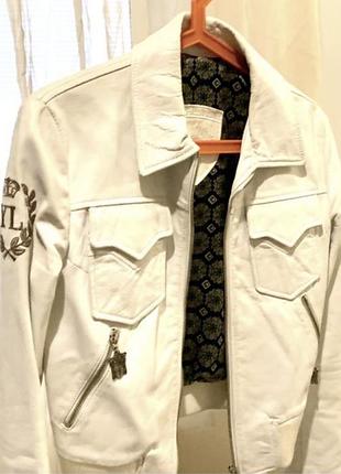 Продам брендовую куртку yes london