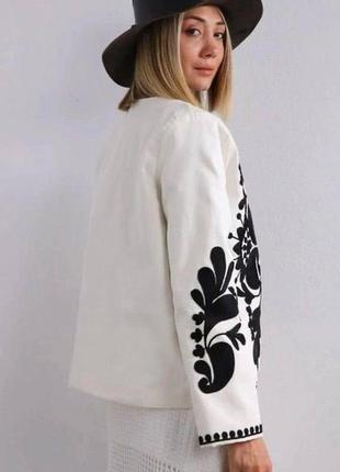 Білий жакет в етно стилі ❤️ жіночий жакет з вишивкою ❤️ вишитий жакет ❤️ вишита накидка3 фото