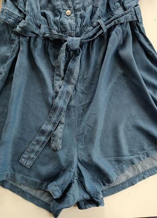 Легкий джинсовый комбинезон из лиоцелла р.4xl8 фото
