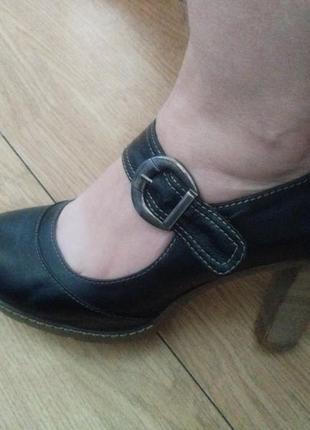 Кожаные туфли