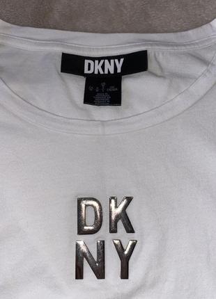 Dkny футболка укорочена4 фото