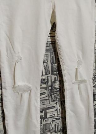 Новые стретчевые рваные джинсы скинни от h&m.2 фото