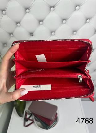 Жіночий стильний та якісний гаманець з натуральної шкіри червоний4 фото