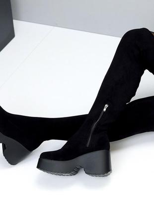 Ультра модні чорні замшеві стрейчові ботфорти на платформі єврозима 22485