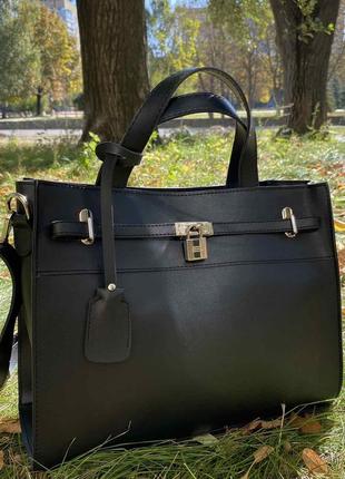 Женская городская сумка с замочком7 фото