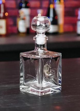 Графин с якорем