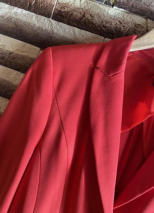 Пиджак,коралловый цвет.