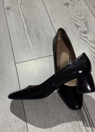 Туфлі zara