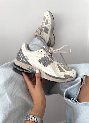 Кросівки new balance