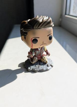 Статуэтка фанко поп iron man glitd 580 avengers marvel марвел железный человек