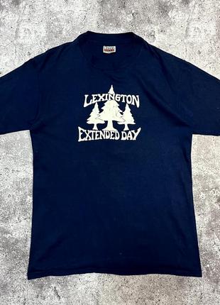 Футболка винтажная с принтом hanes lixington extended day made in usa vintage