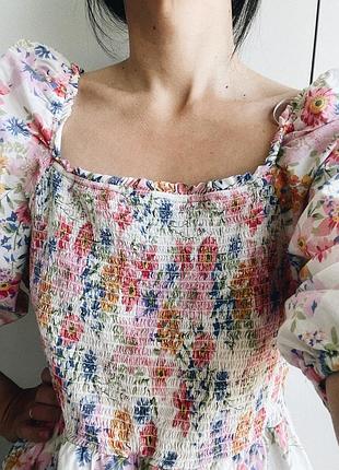 Красива , ярусна сукня zara , зара