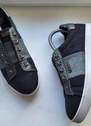 Женские на теплую осень кеды-кроссовки от брендуguess