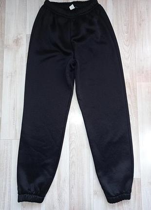 Теплі спортивні штани на манжетах