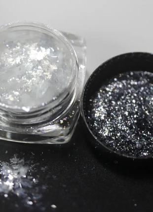 Слюда для ефекту фольги на очах.