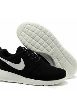 Женские черные кроссовки nike roshe run - r003