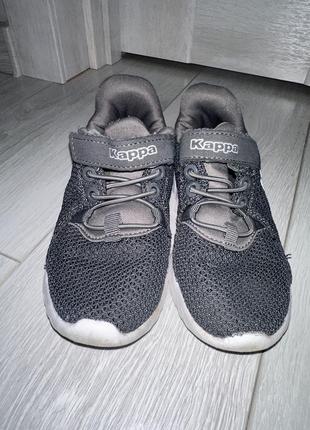 Продам кроси