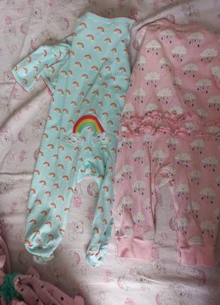 Дуже милі сліпи  чоловічкикартерс carters 6 м