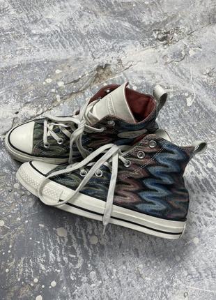 Красива пара від converse у колаборації із missoni