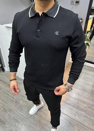 Черный стильный свитшот свитшот с воротничком calvin klein