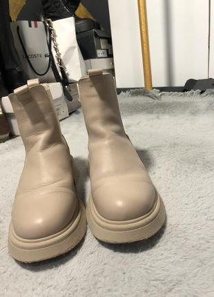 Зимові чоботи бежеві черевики челсі натуральна шкіра натуральне хутро